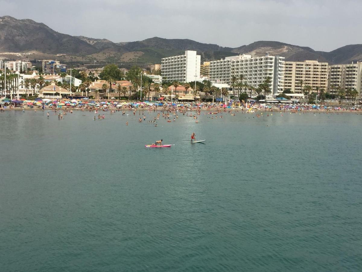 Apartamento Carihuela Palace Beach Torremolinos Exterior foto